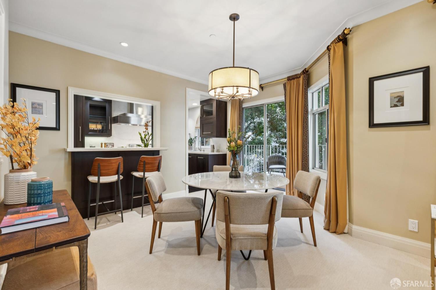 Detail Gallery Image 6 of 48 For 1150 Lombard St #18,  San Francisco,  CA 94109 - 2 Beds | 2 Baths