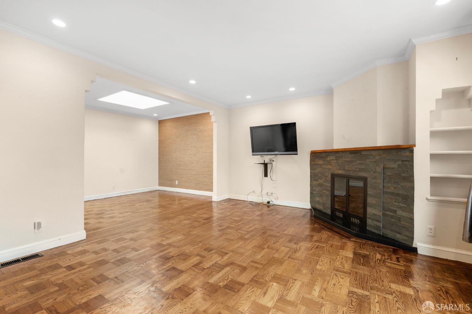 Detail Gallery Image 7 of 43 For 112 Baden St, San Francisco,  CA 94131 - 3 Beds | 2 Baths