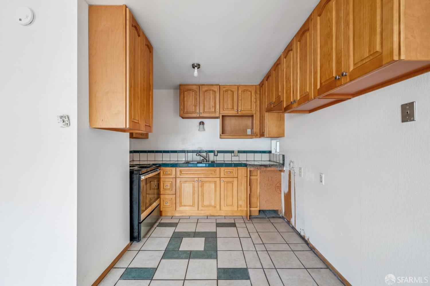 Detail Gallery Image 8 of 58 For 474 27th Ave, San Francisco,  CA 94121 - – Beds | – Baths