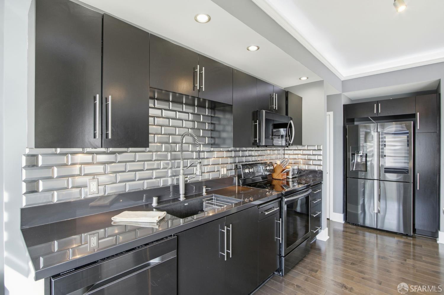 Detail Gallery Image 15 of 44 For 88 E San Fernando St #1002,  San Jose,  CA 95113 - 2 Beds | 2 Baths