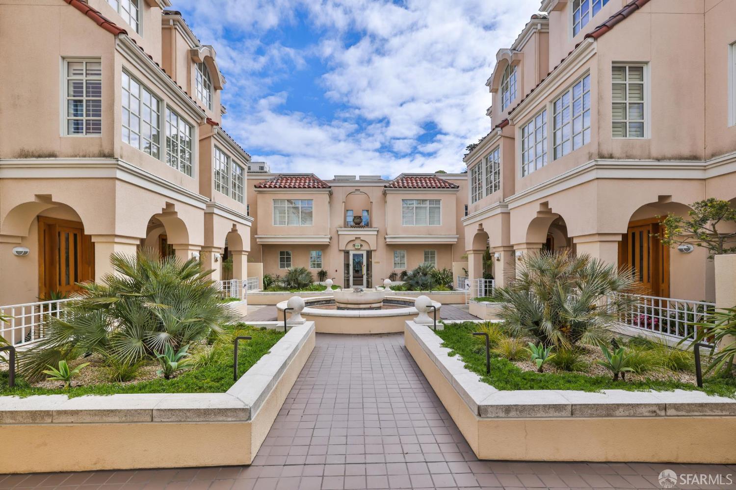 Detail Gallery Image 41 of 48 For 1150 Lombard St #18,  San Francisco,  CA 94109 - 2 Beds | 2 Baths