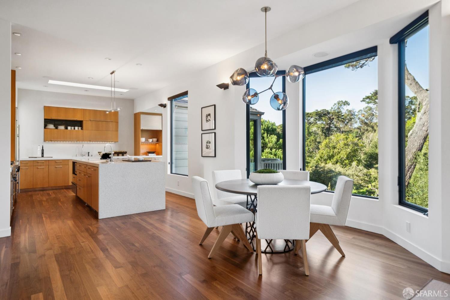 Detail Gallery Image 9 of 79 For 726 Lake St, San Francisco,  CA 94118 - 3 Beds | 3/1 Baths