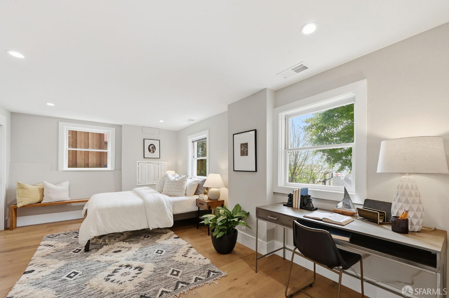 Detail Gallery Image 38 of 67 For 1983 15th Ave, San Francisco,  CA 94116 - 5 Beds | 4/1 Baths