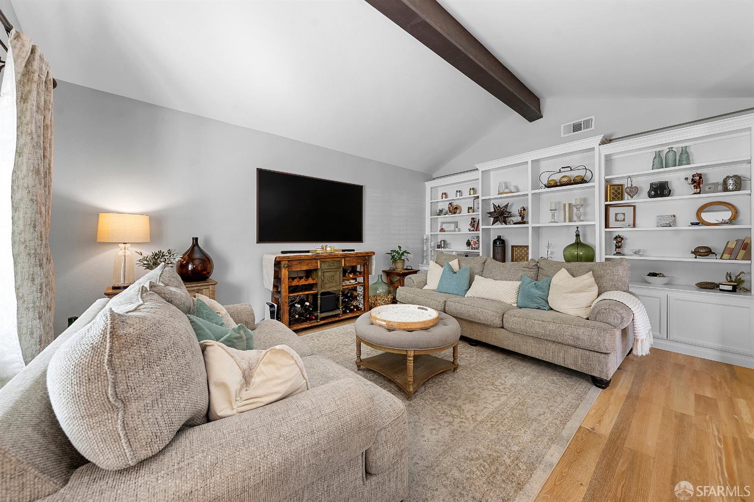 Detail Gallery Image 7 of 39 For 3299 Runnymede Ct, Pleasanton,  CA 94588 - 4 Beds | 2 Baths