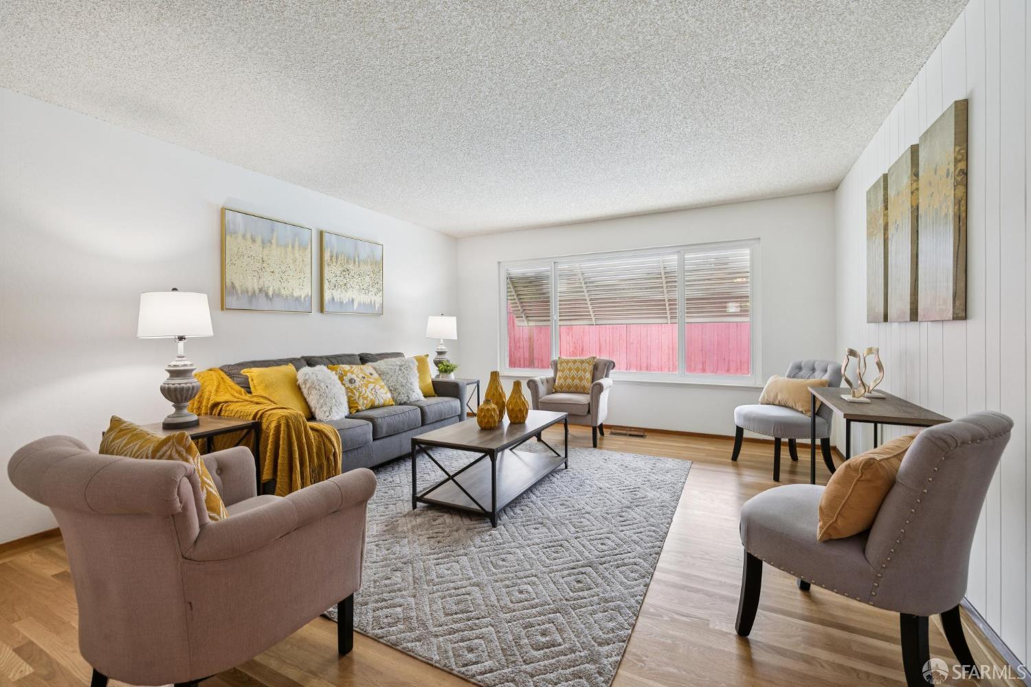 Detail Gallery Image 4 of 58 For 821 Raintree Dr, San Jose,  CA 95129 - 3 Beds | 2 Baths