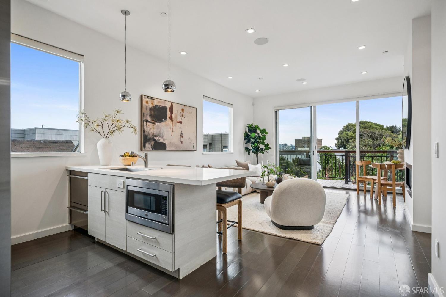 Detail Gallery Image 18 of 54 For 1479 Dolores St, San Francisco,  CA 94110 - 2 Beds | 2 Baths