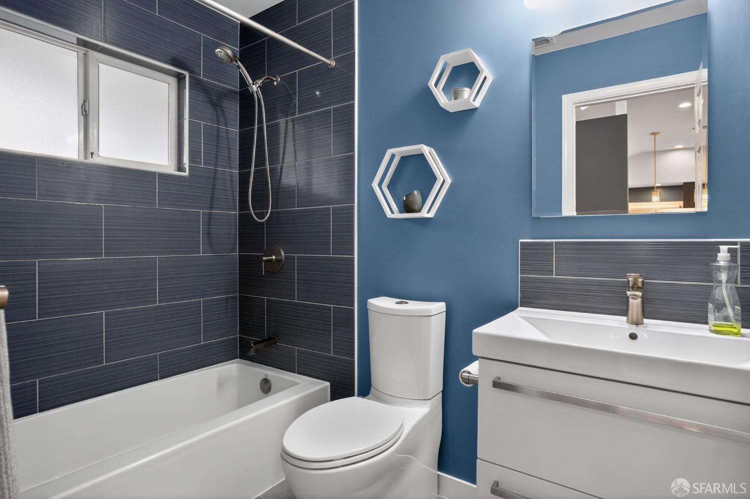 Detail Gallery Image 21 of 27 For 4576 Moran Dr, San Jose,  CA 95129 - 4 Beds | 3 Baths