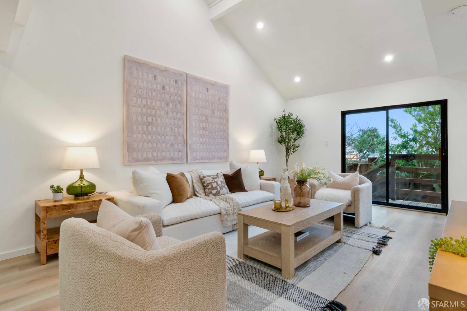 Detail Gallery Image 6 of 61 For 3948 Stein Ct, South San Francisco,  CA 94080 - 3 Beds | 2/1 Baths