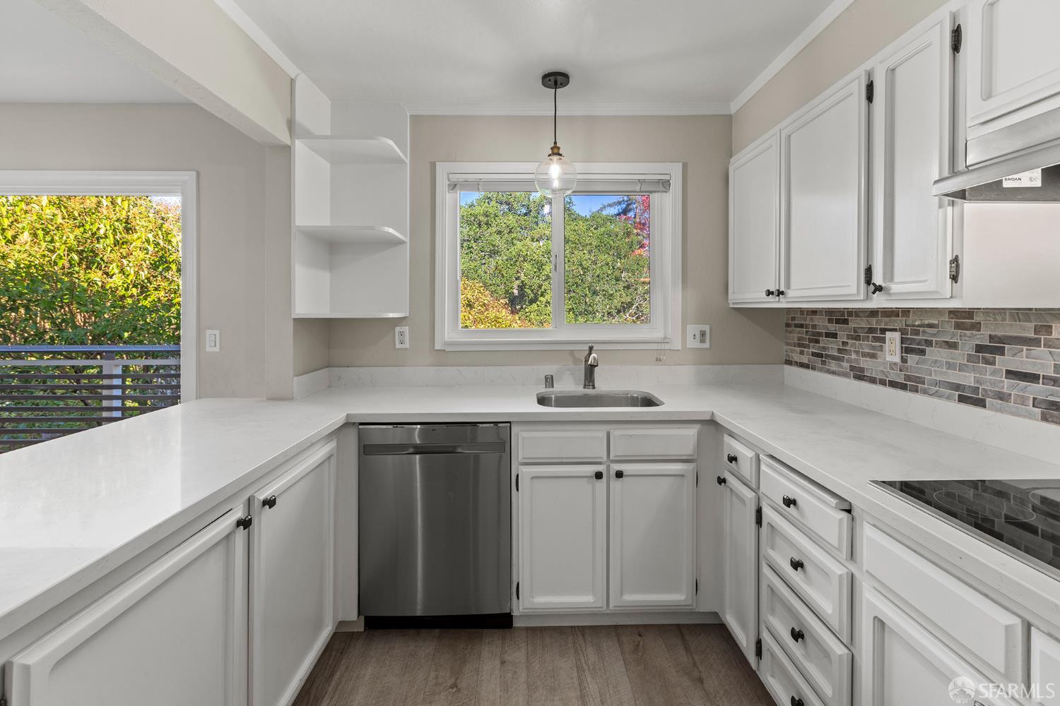 Detail Gallery Image 11 of 25 For 1059 El Centro Ave #3,  Oakland,  CA 94602 - 2 Beds | 2 Baths