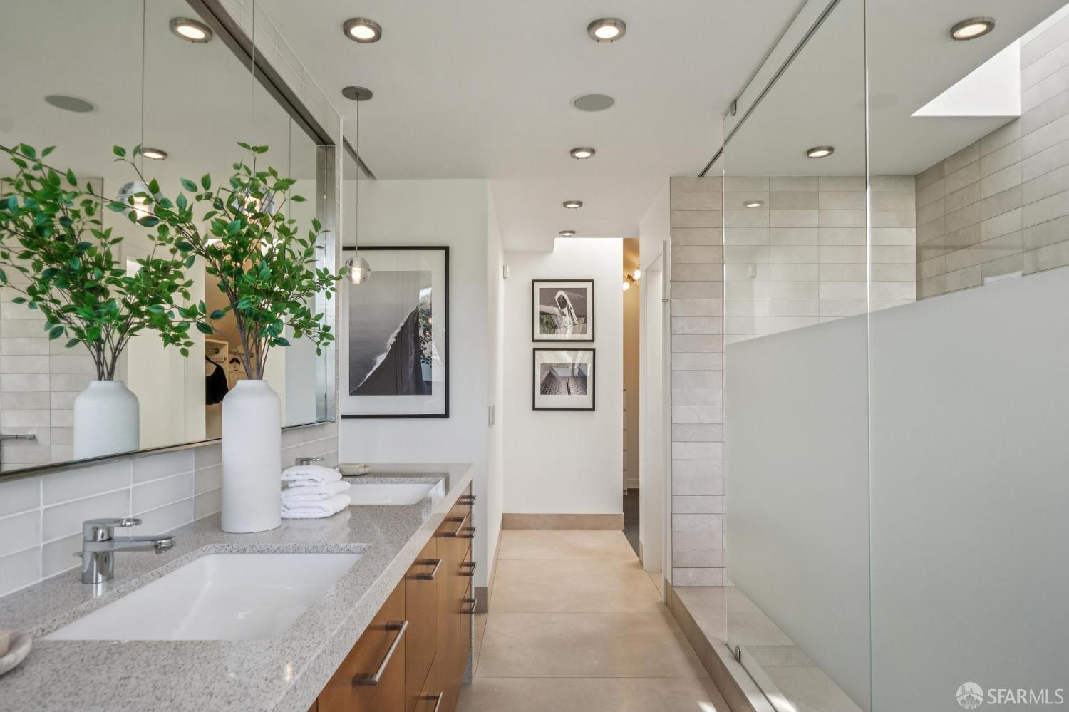 Detail Gallery Image 57 of 79 For 726 Lake St, San Francisco,  CA 94118 - 3 Beds | 3/1 Baths