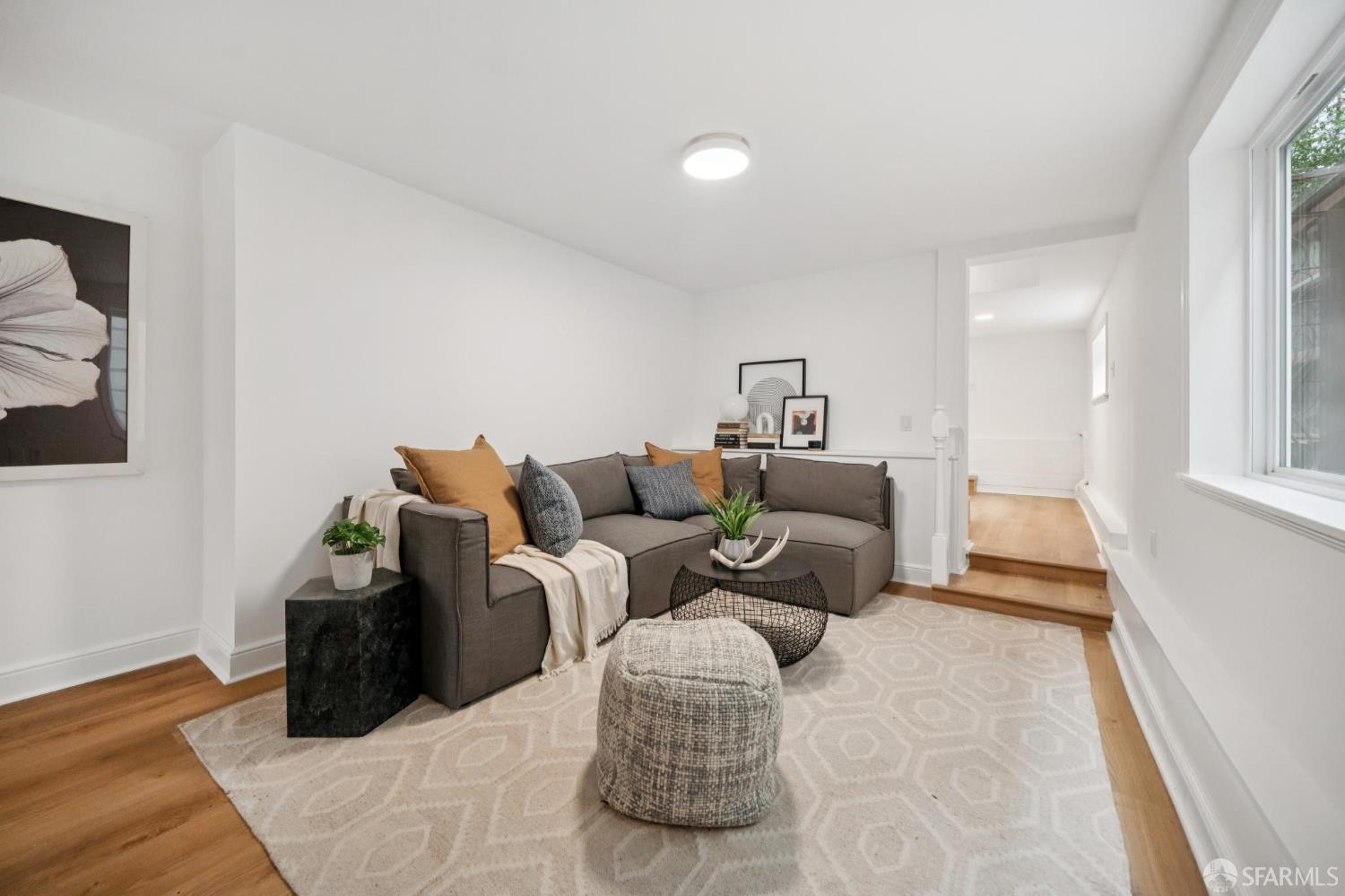 Detail Gallery Image 24 of 37 For 4025 Folsom St, San Francisco,  CA 94110 - 3 Beds | 2/1 Baths