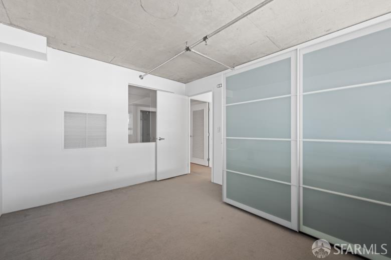 Photo #9: 426093681 Listing: Photo #9