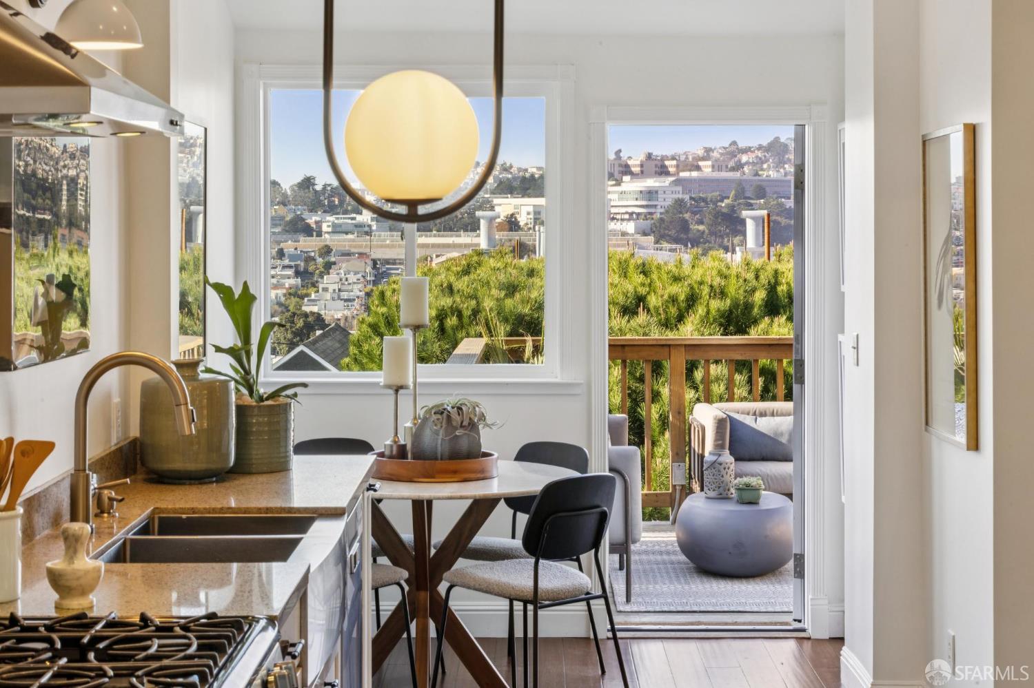 Detail Gallery Image 6 of 51 For 662 Lisbon St, San Francisco,  CA 94112 - 2 Beds | 1 Baths