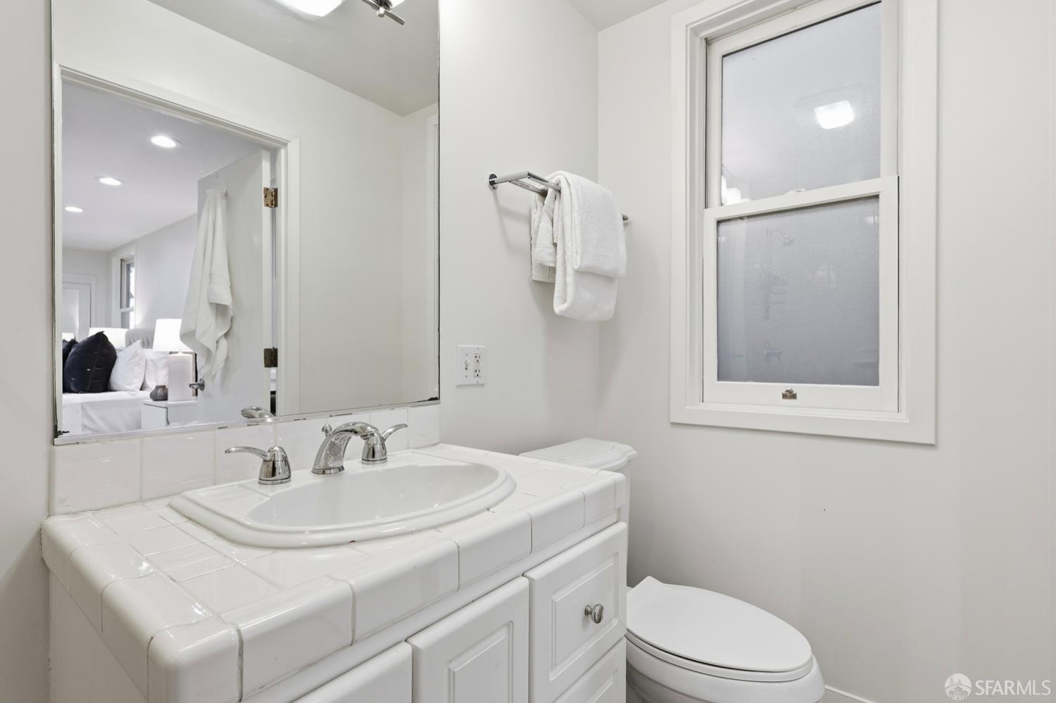 Detail Gallery Image 29 of 37 For 741 Filbert St, San Francisco,  CA 94133 - 2 Beds | 2 Baths