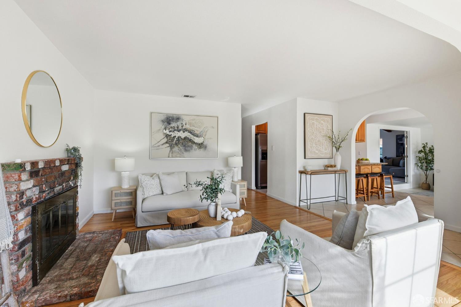 Detail Gallery Image 3 of 33 For 2671 Hawthorne Ave, Hayward,  CA 94545 - 5 Beds | 4 Baths