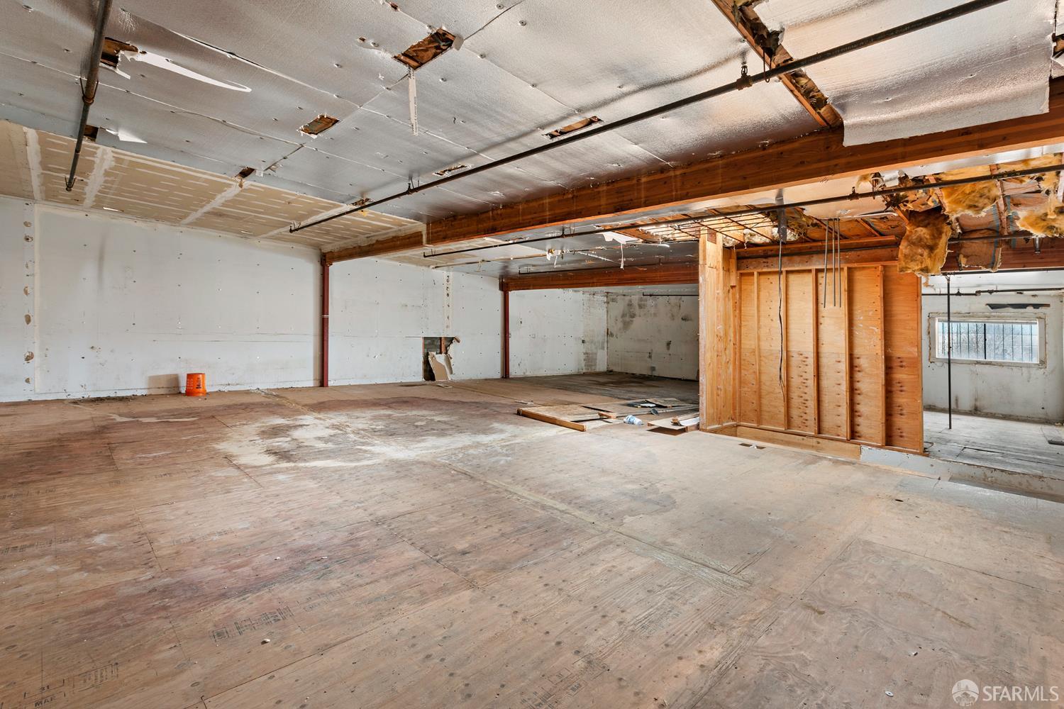 Detail Gallery Image 10 of 10 For 1190 Shafter Ave a,  San Francisco,  CA 94124 - – Beds | – Baths