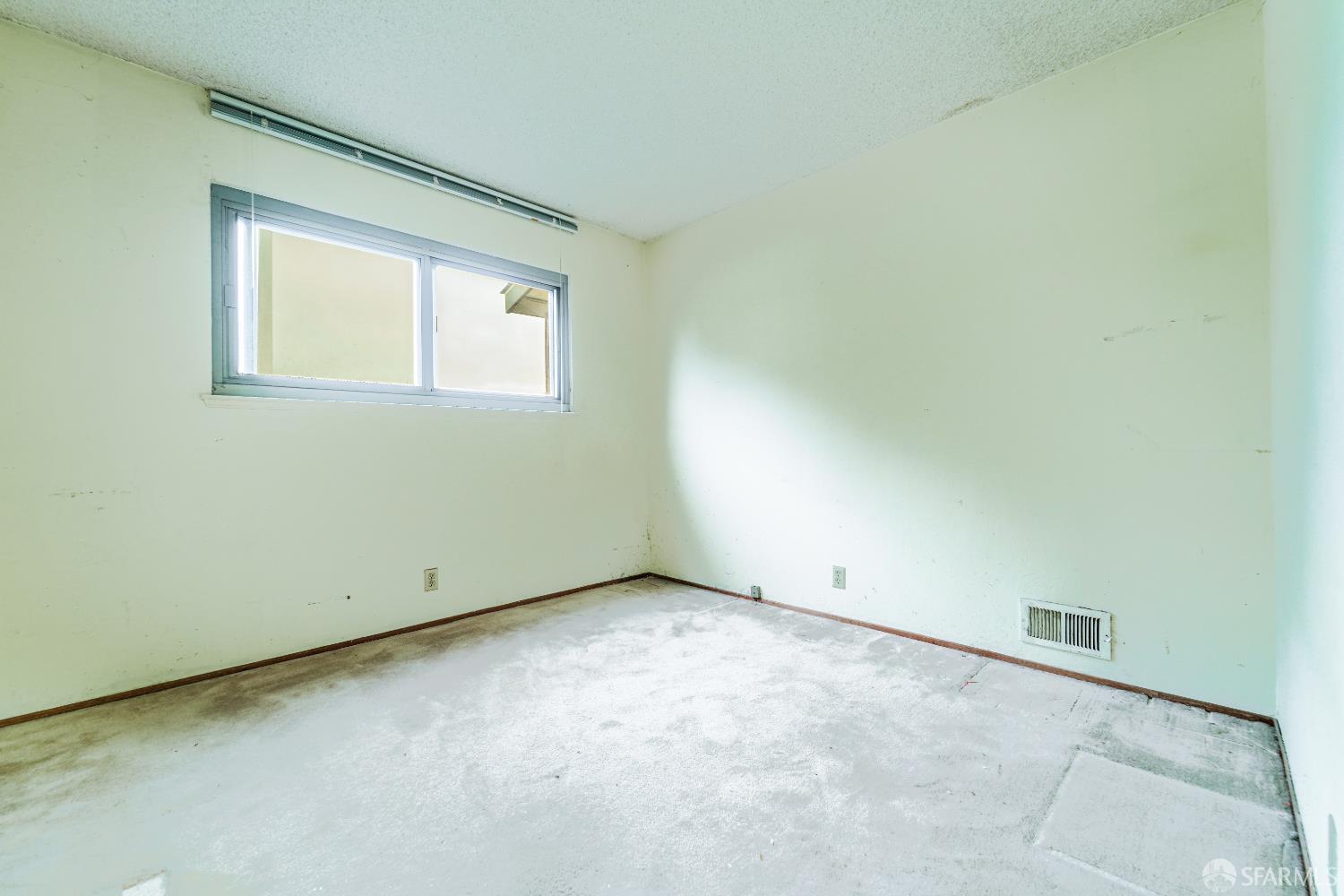 Detail Gallery Image 22 of 27 For 100 Wembley Dr, Daly City,  CA 94015 - 4 Beds | 2 Baths