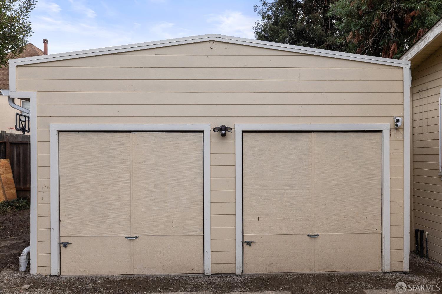 Detail Gallery Image 4 of 21 For 4422 Ygnacio Ave, Oakland,  CA 94601 - – Beds | – Baths