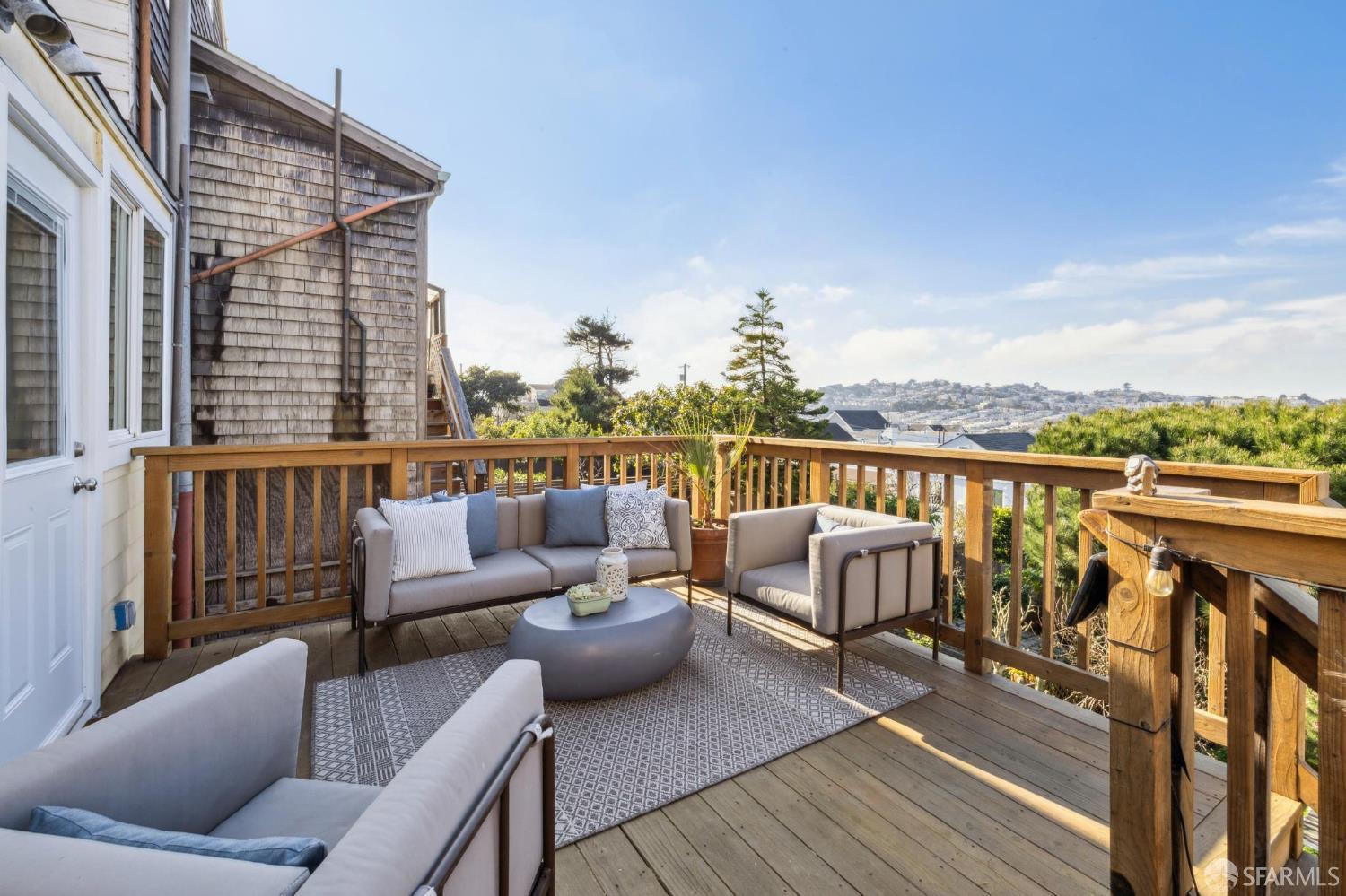 Detail Gallery Image 49 of 51 For 662 Lisbon St, San Francisco,  CA 94112 - 2 Beds | 1 Baths