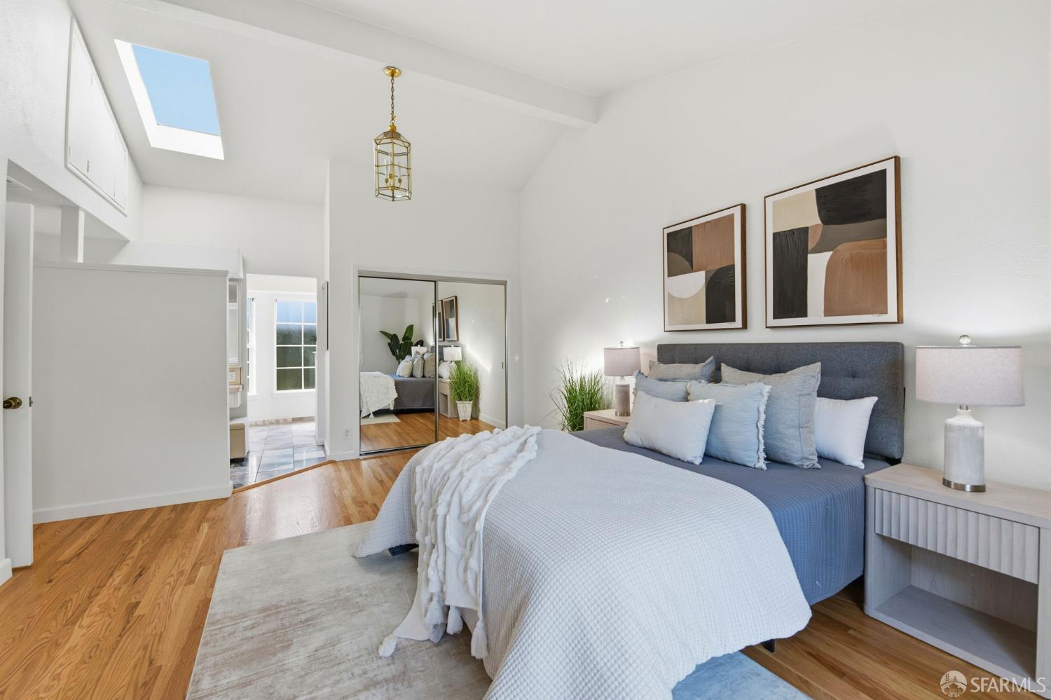 Detail Gallery Image 12 of 33 For 2671 Hawthorne Ave, Hayward,  CA 94545 - 5 Beds | 4 Baths