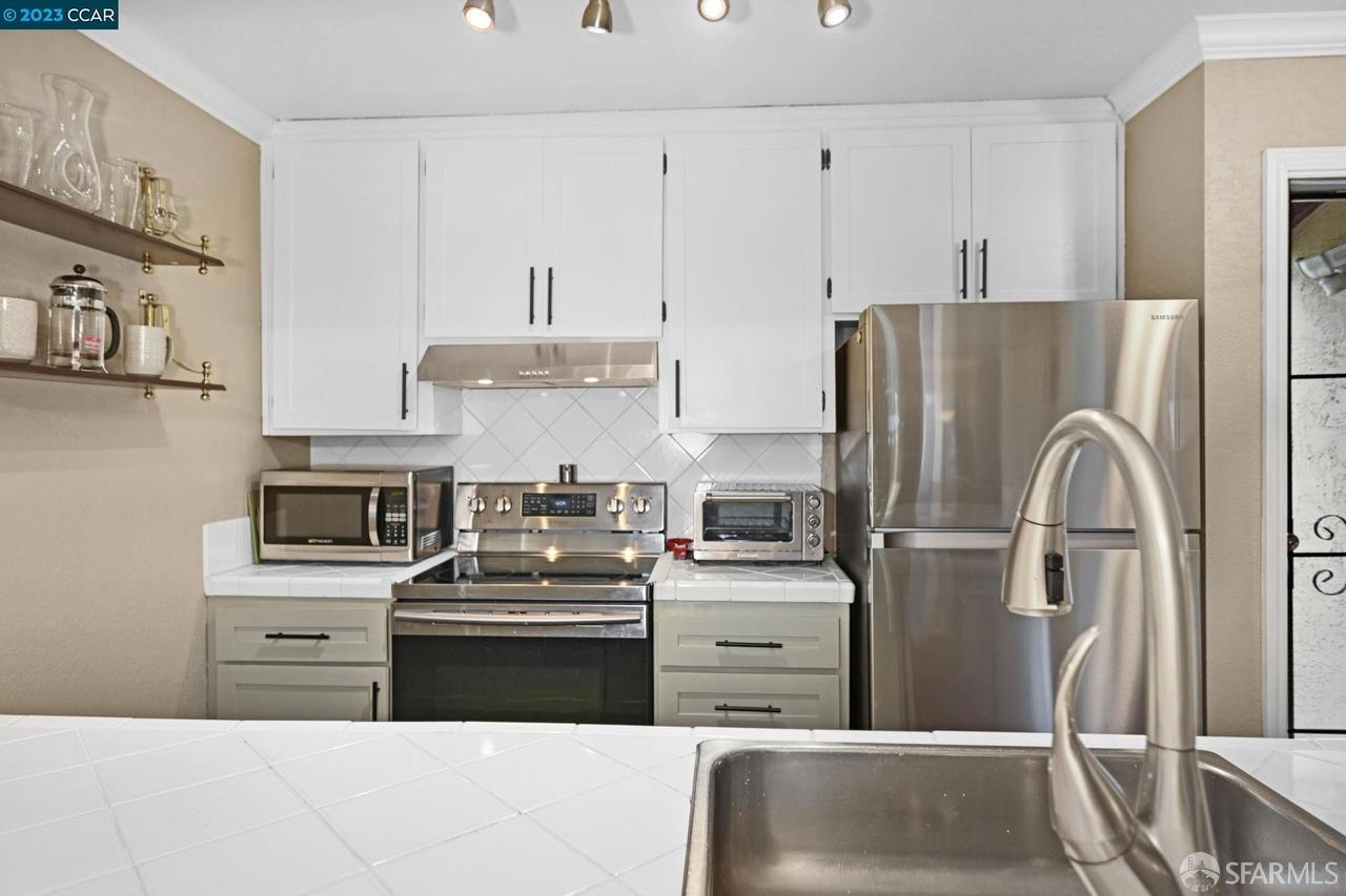 Detail Gallery Image 7 of 25 For 1391 Monument Blvd #20,  Concord,  CA 94520 - 2 Beds | 1/1 Baths