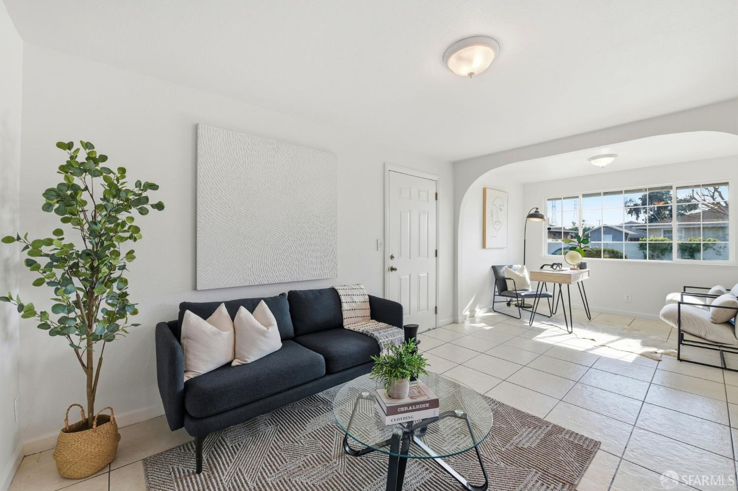 Detail Gallery Image 9 of 33 For 2671 Hawthorne Ave, Hayward,  CA 94545 - 5 Beds | 4 Baths