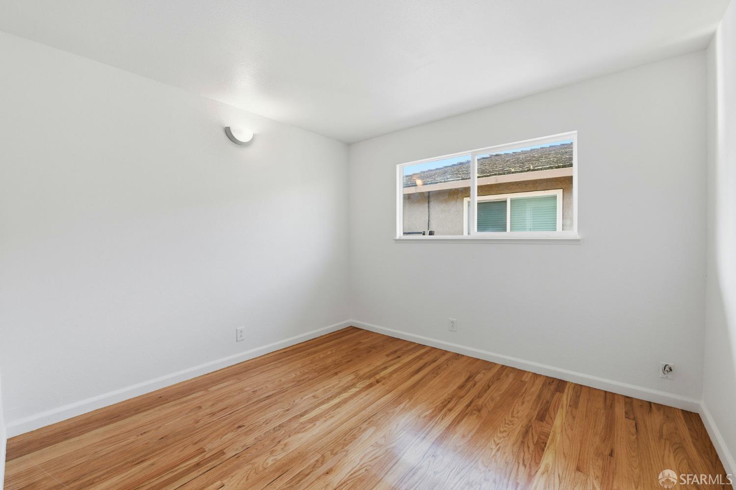 Detail Gallery Image 16 of 33 For 2671 Hawthorne Ave, Hayward,  CA 94545 - 5 Beds | 4 Baths