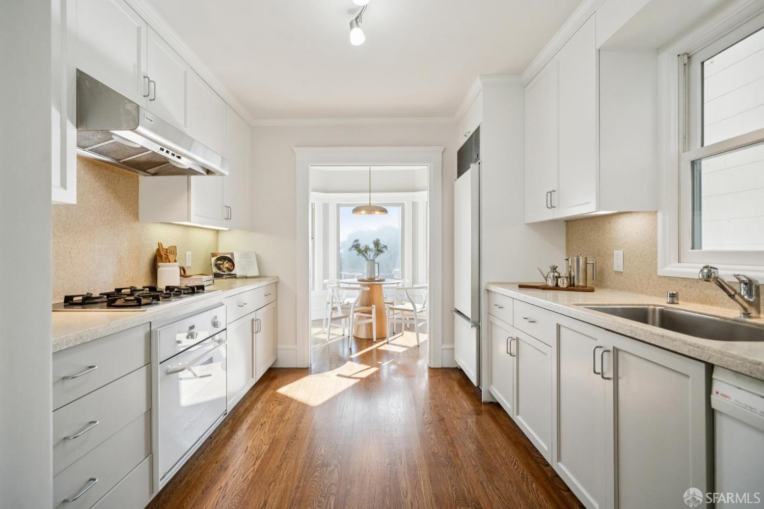 Detail Gallery Image 22 of 93 For 3641 Clement St, San Francisco,  CA 94121 - 4 Beds | 2/1 Baths