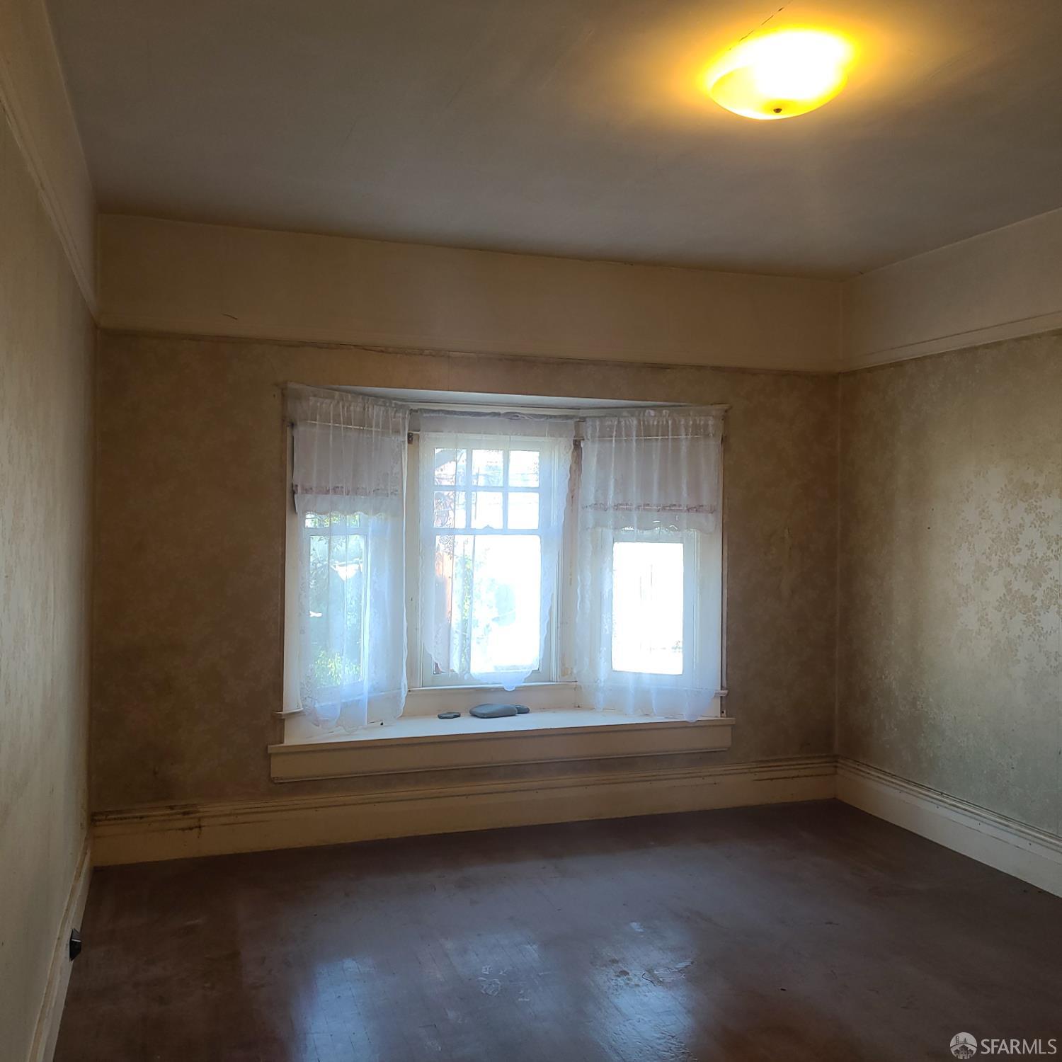 Detail Gallery Image 42 of 56 For 519 12th Ave, San Francisco,  CA 94118 - 4 Beds | 1/2 Baths