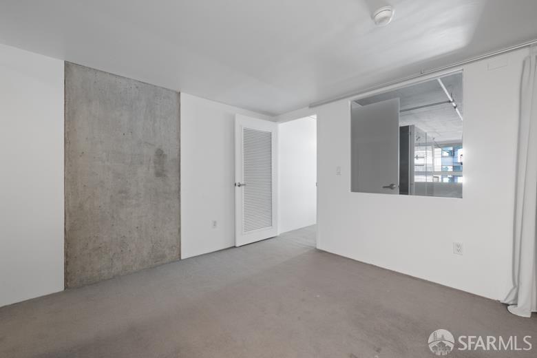 Photo #8: 426093681 Listing: Photo #8