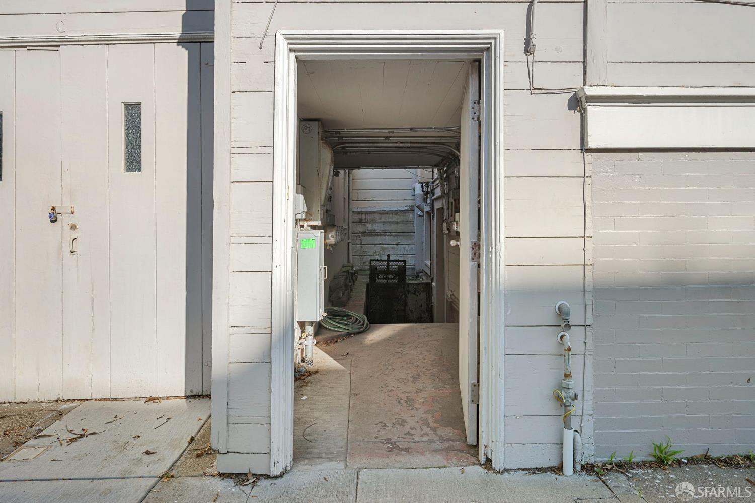 Detail Gallery Image 51 of 62 For 2 Hugo St, San Francisco,  CA 94122 - – Beds | – Baths