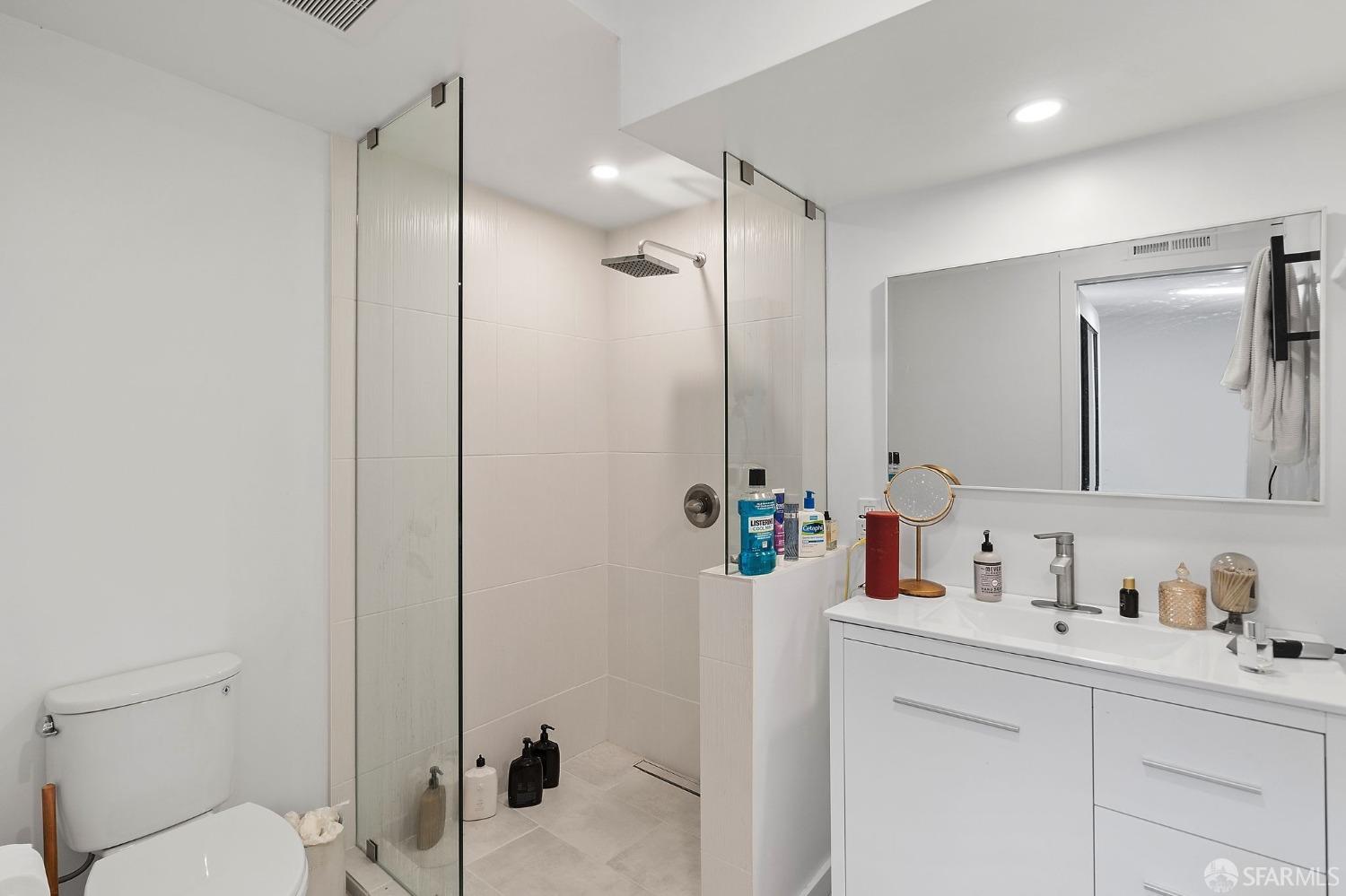 Detail Gallery Image 37 of 47 For 37 Mirabel Ave, San Francisco,  CA 94110 - – Beds | – Baths