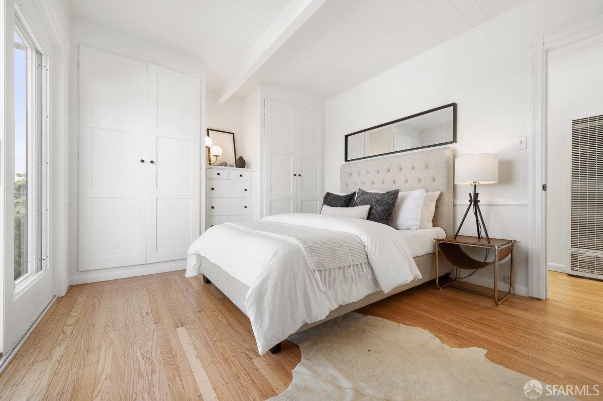 Detail Gallery Image 8 of 9 For 482 Orizaba Ave, San Francisco,  CA 94132 - 2 Beds | 1 Baths