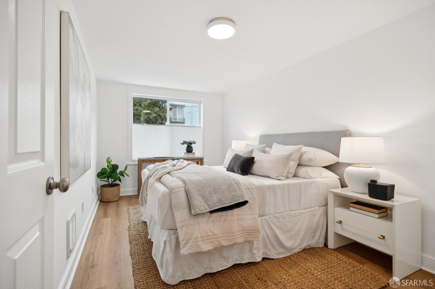 Detail Gallery Image 27 of 37 For 4025 Folsom St, San Francisco,  CA 94110 - 3 Beds | 2/1 Baths