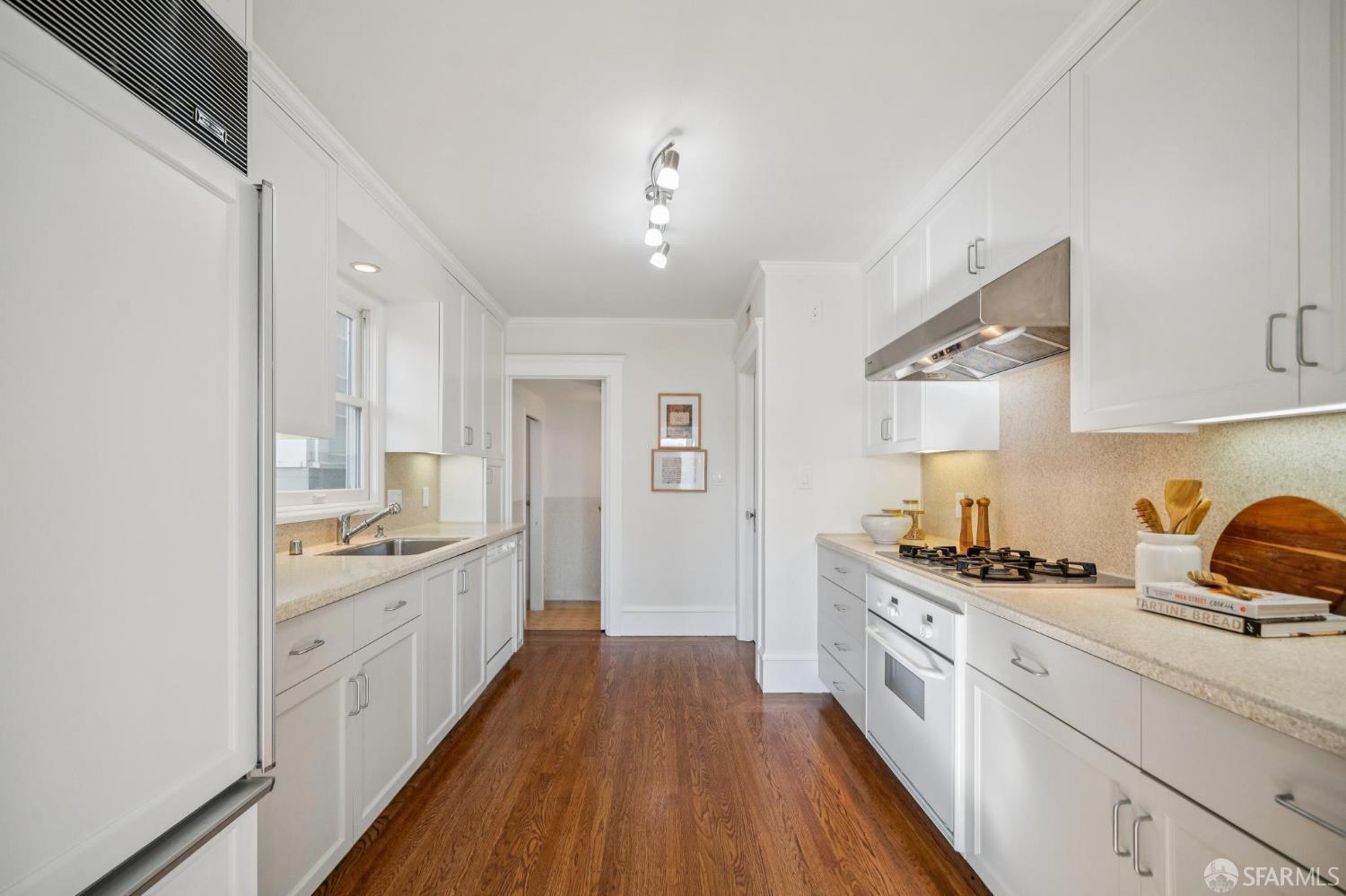 Detail Gallery Image 20 of 93 For 3641 Clement St, San Francisco,  CA 94121 - 4 Beds | 2/1 Baths