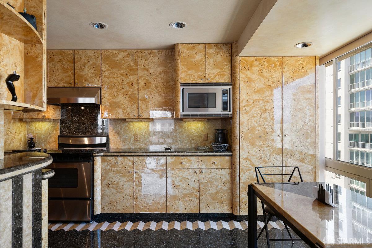 Detail Gallery Image 26 of 61 For 1177 California St #1210,  San Francisco,  CA 94108 - 2 Beds | 2 Baths