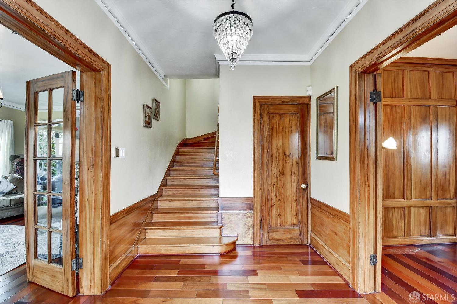 Detail Gallery Image 3 of 29 For 100 Sloat Blvd, San Francisco,  CA 94132 - 3 Beds | 3 Baths