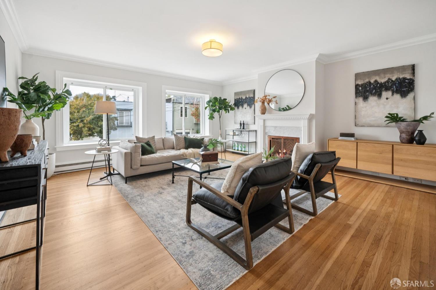 Detail Gallery Image 2 of 37 For 4025 Folsom St, San Francisco,  CA 94110 - 3 Beds | 2/1 Baths