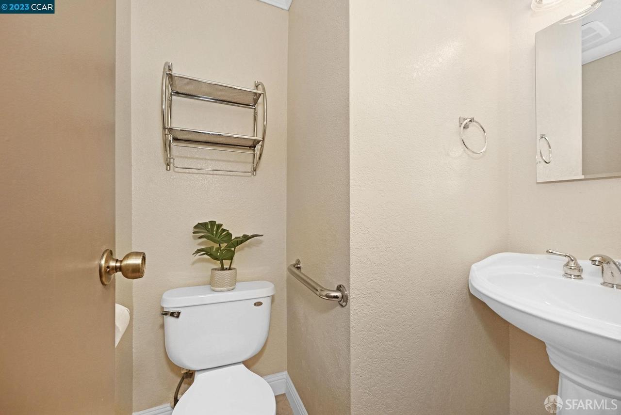 Detail Gallery Image 15 of 25 For 1391 Monument Blvd #20,  Concord,  CA 94520 - 2 Beds | 1/1 Baths