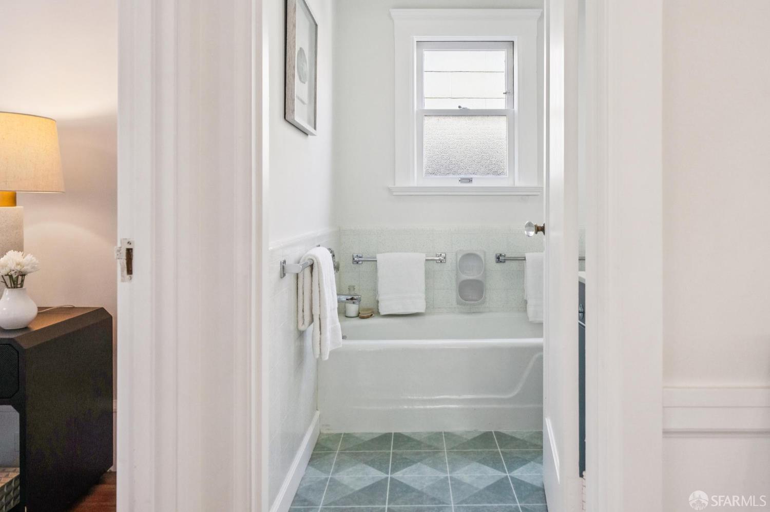 Detail Gallery Image 43 of 93 For 3641 Clement St, San Francisco,  CA 94121 - 4 Beds | 2/1 Baths