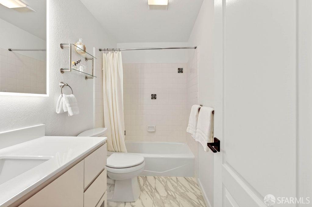 Detail Gallery Image 15 of 27 For 375 15th Ave, San Francisco,  CA 94118 - 2 Beds | 2 Baths