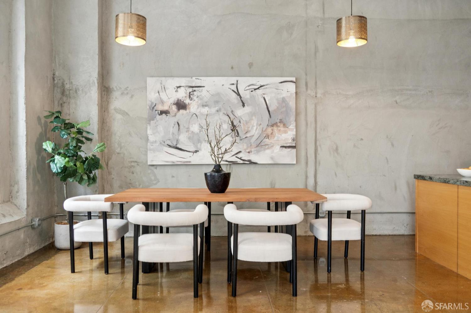 Detail Gallery Image 2 of 22 For 2 Mint Plz #201,  San Francisco,  CA 94103 - 2 Beds | 2 Baths