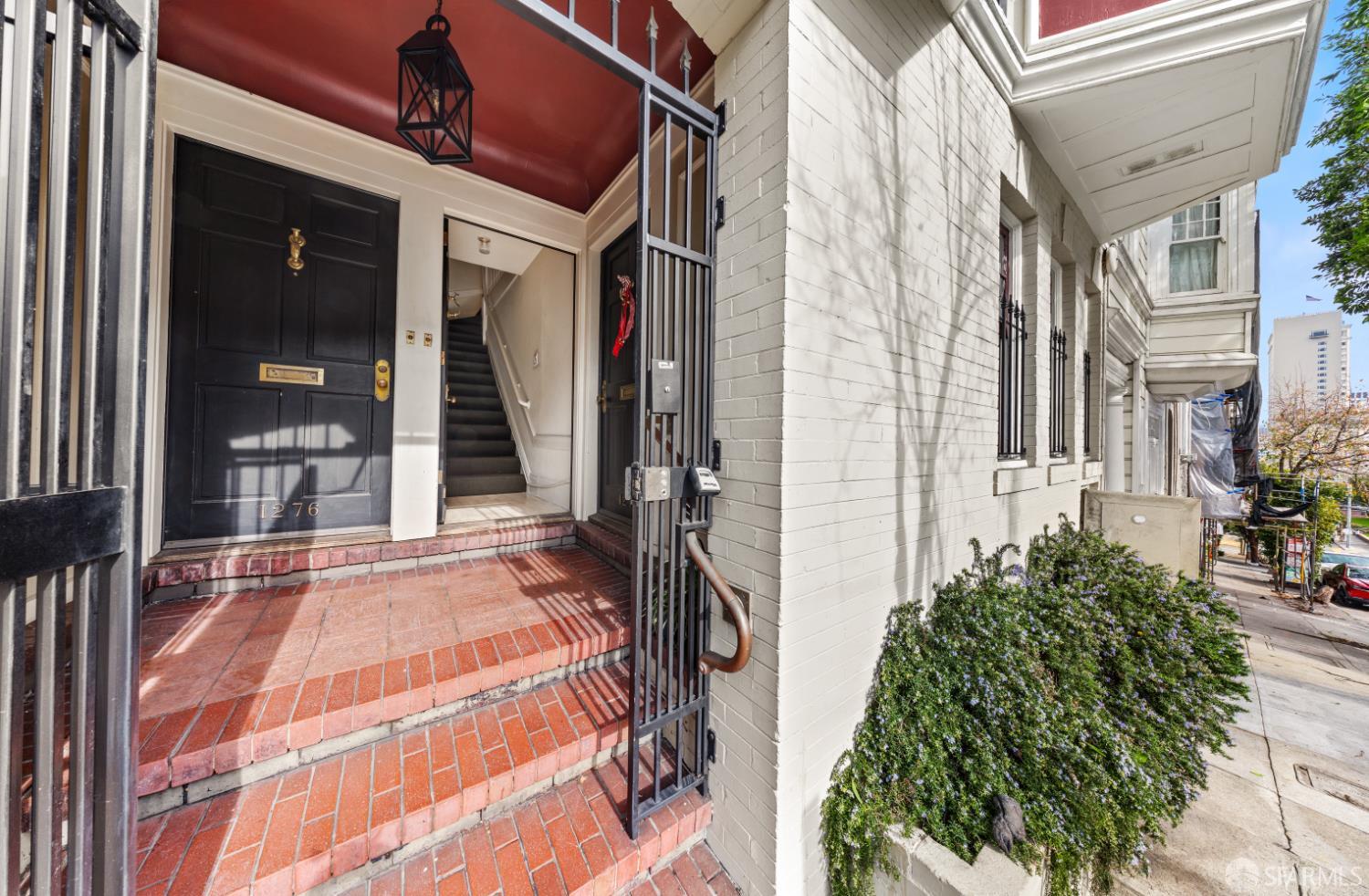 Detail Gallery Image 5 of 87 For 1272 Sacramento St, San Francisco,  CA 94108 - – Beds | – Baths