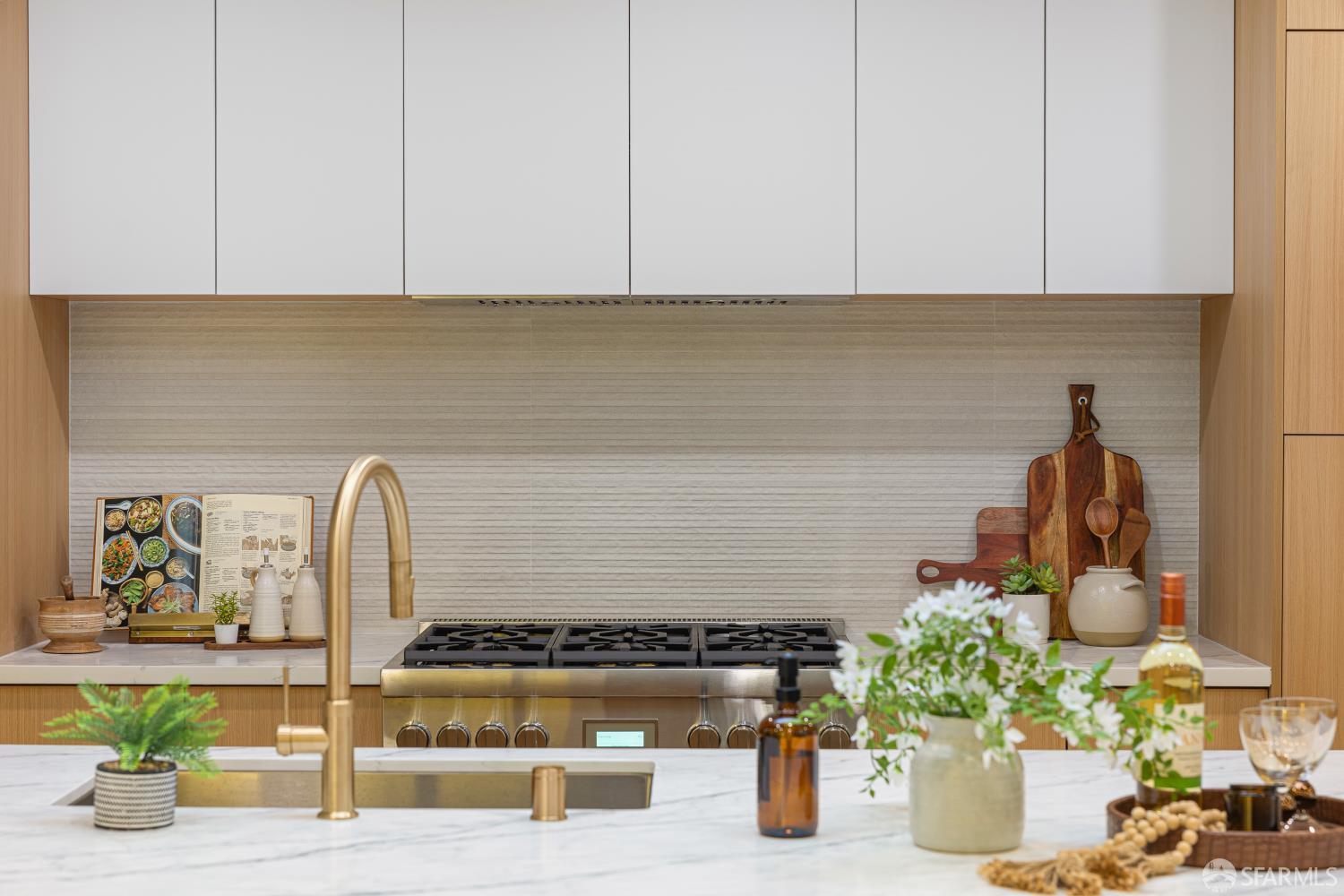 Detail Gallery Image 10 of 79 For 1117 Cayuga Ave, San Francisco,  CA 94112 - 4 Beds | 4 Baths