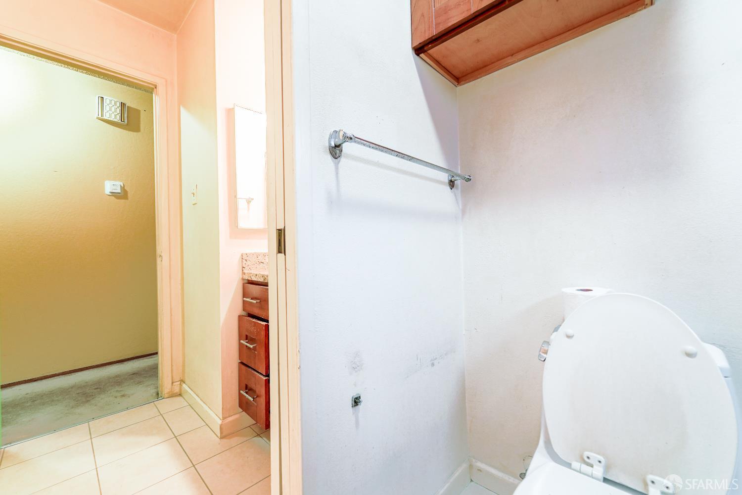 Detail Gallery Image 14 of 27 For 100 Wembley Dr, Daly City,  CA 94015 - 4 Beds | 2 Baths