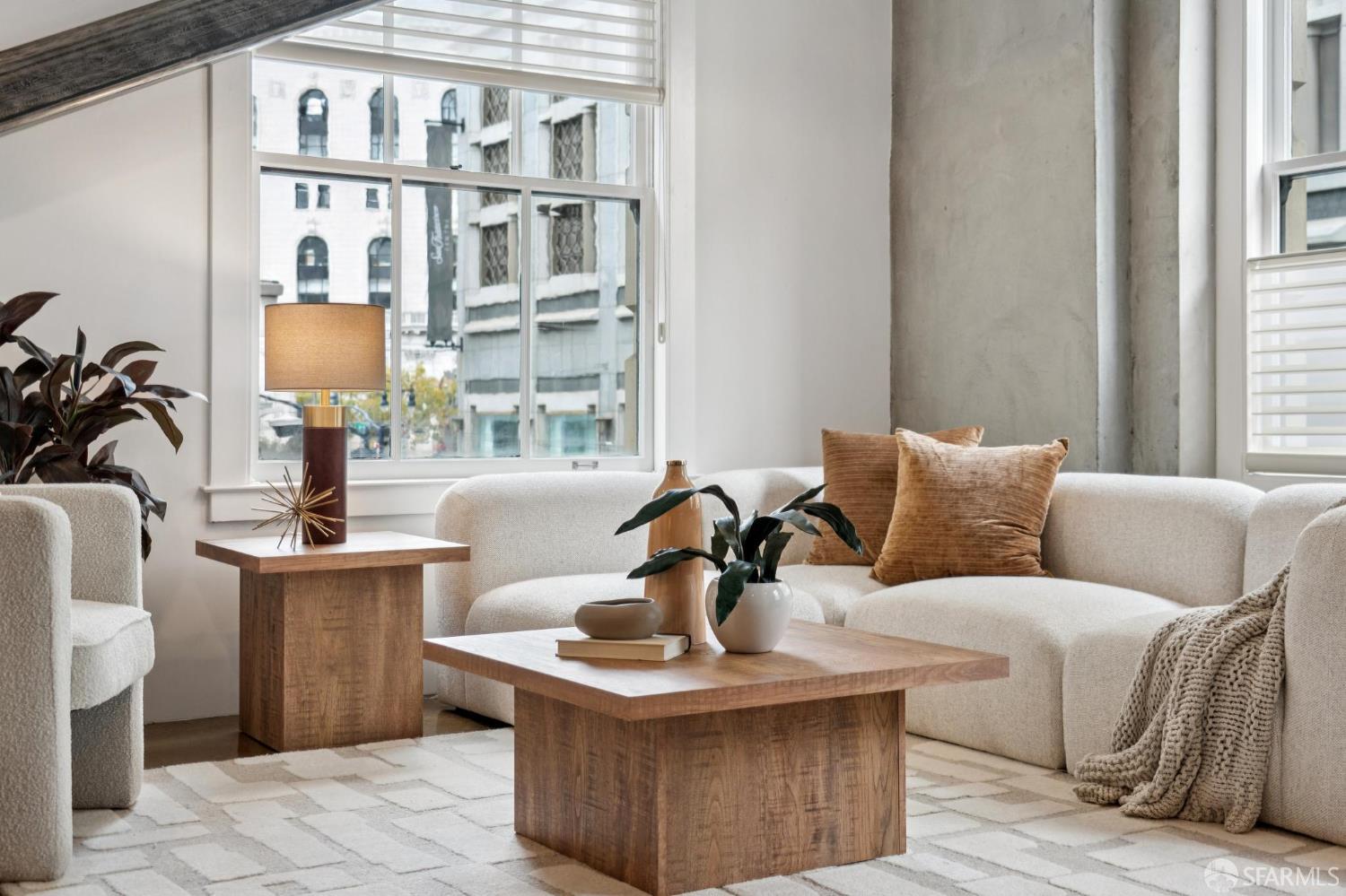 Detail Gallery Image 6 of 22 For 2 Mint Plz #201,  San Francisco,  CA 94103 - 2 Beds | 2 Baths