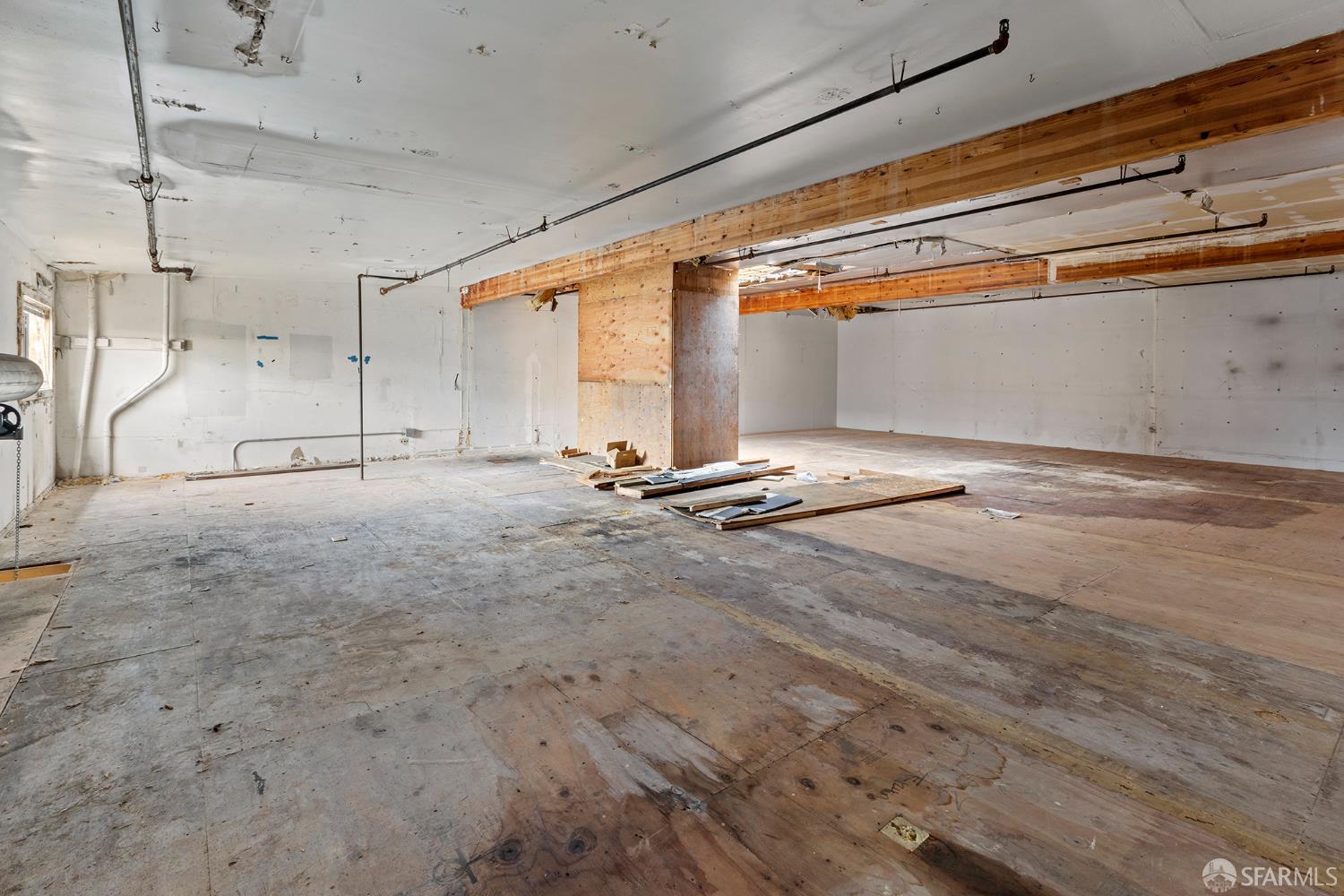 Detail Gallery Image 9 of 10 For 1190 Shafter Ave a,  San Francisco,  CA 94124 - – Beds | – Baths