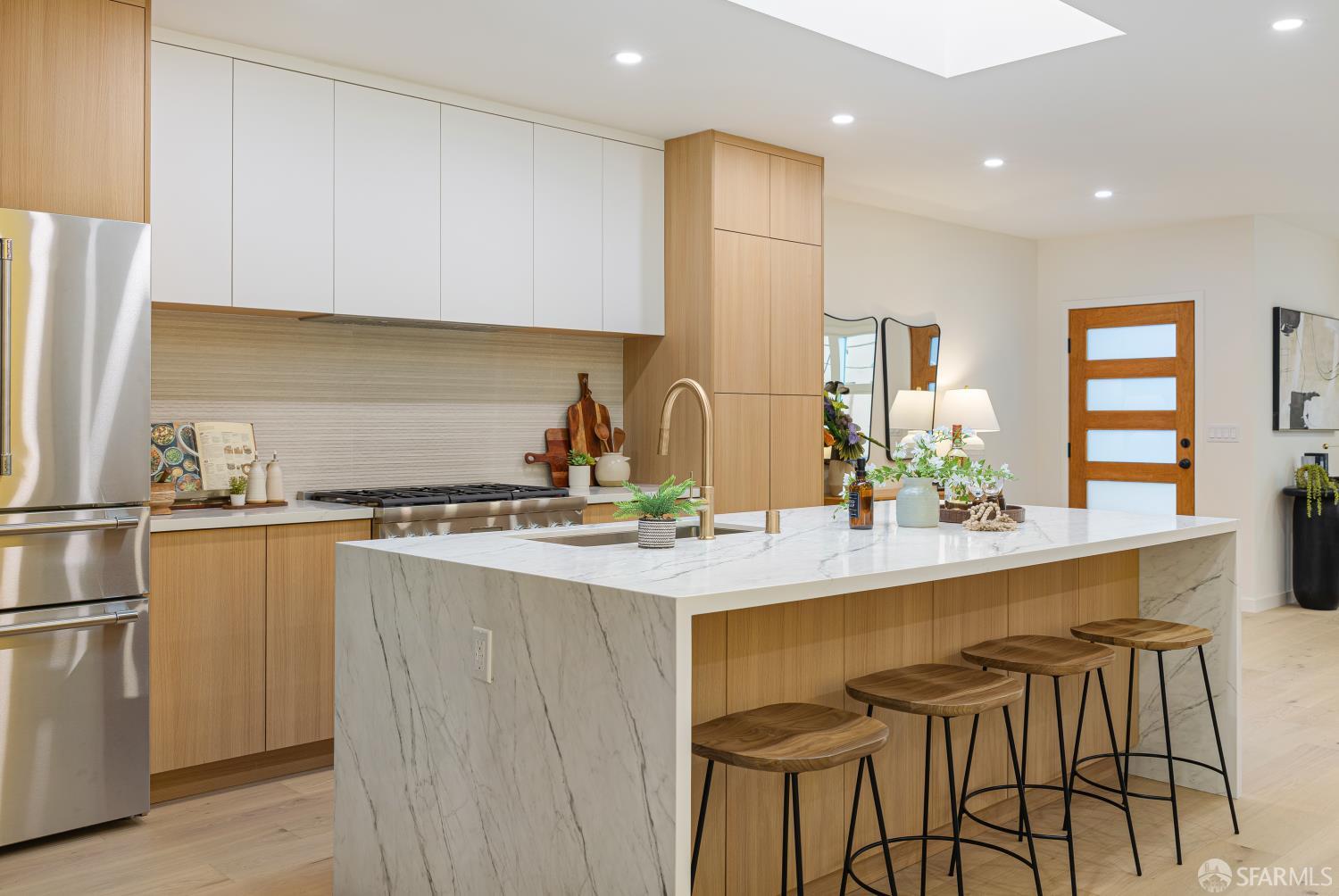 Detail Gallery Image 18 of 79 For 1117 Cayuga Ave, San Francisco,  CA 94112 - 4 Beds | 4 Baths