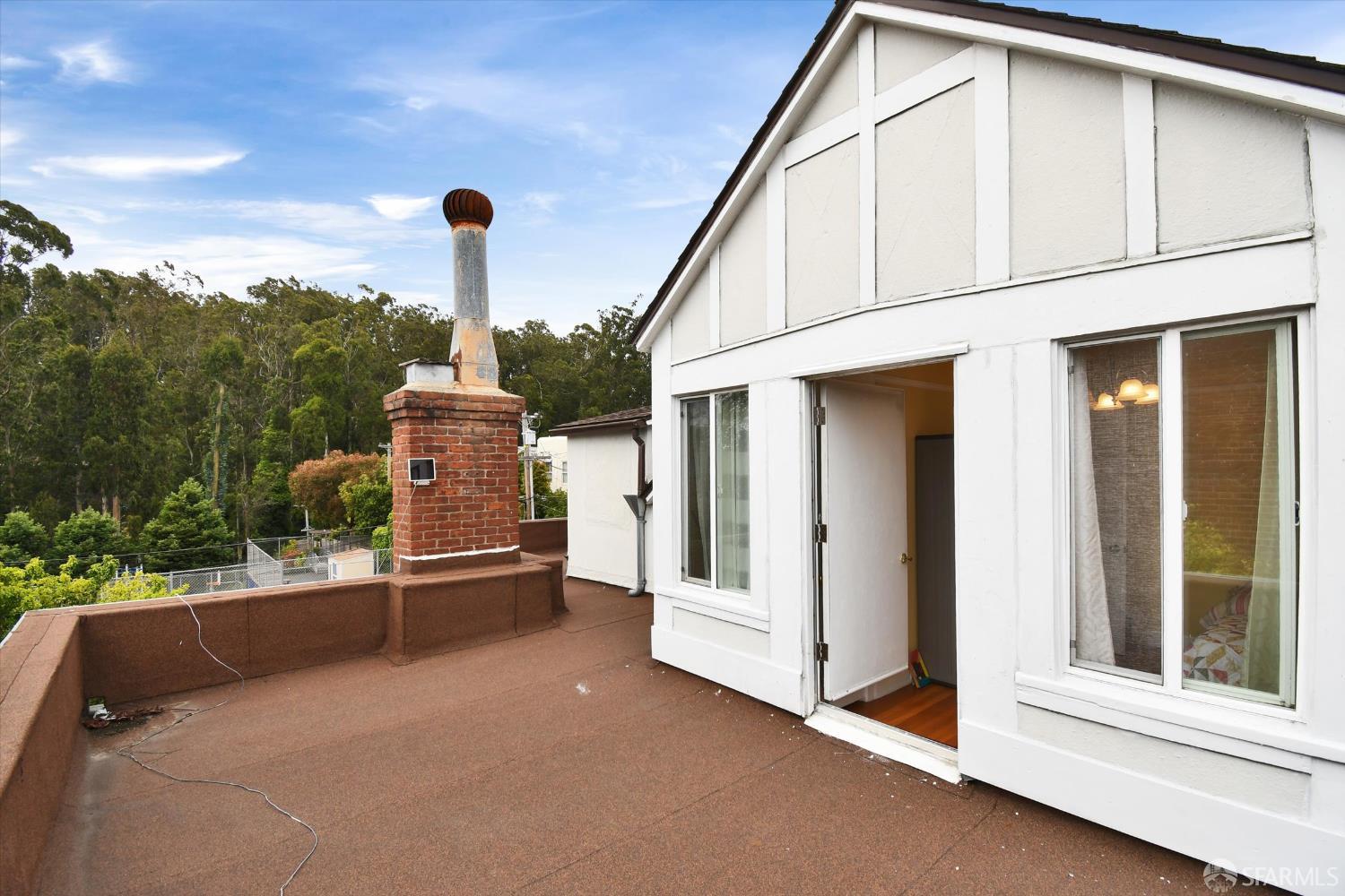 Detail Gallery Image 27 of 29 For 100 Sloat Blvd, San Francisco,  CA 94132 - 3 Beds | 3 Baths