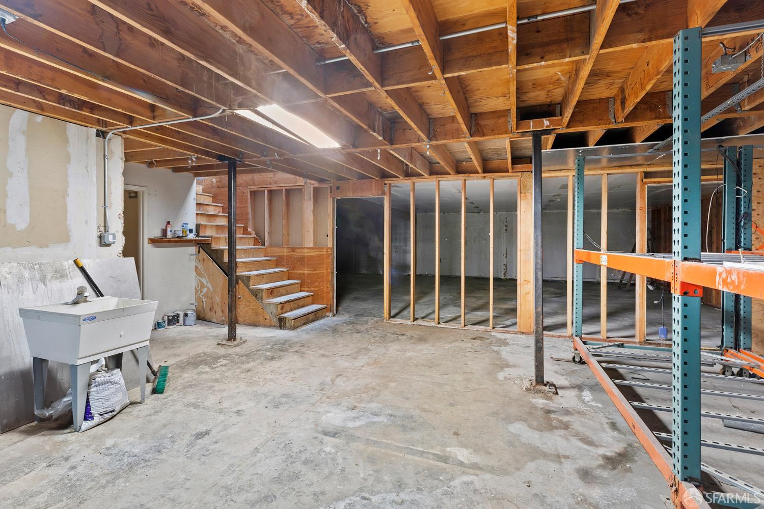 Detail Gallery Image 5 of 10 For 1190 Shafter Ave a,  San Francisco,  CA 94124 - – Beds | – Baths